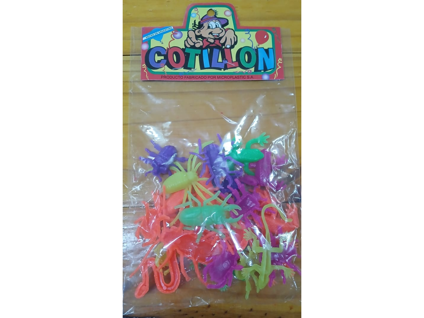 Miniaturas- Bichos Fluor x24