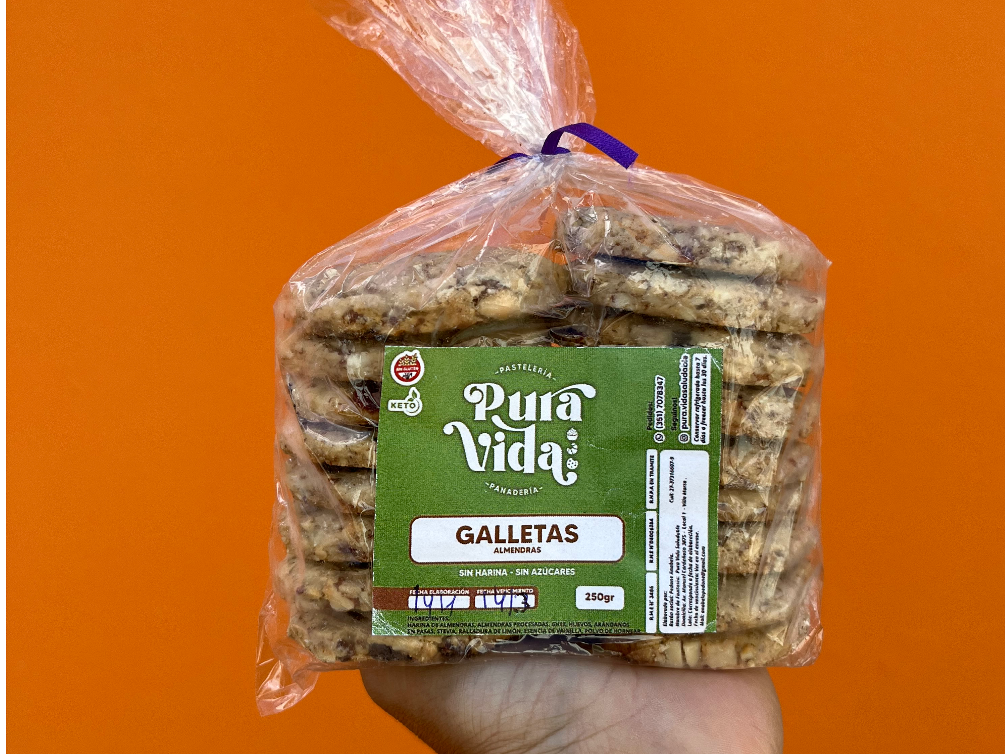 Galletas almendras y arandanos x 250grs