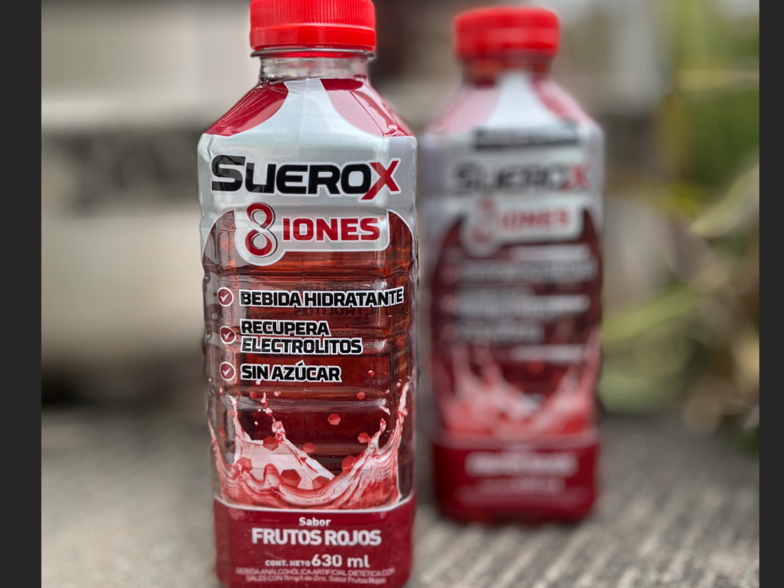 SUEROX - jugo isotonico sabor frutos rojos/frutilla x630ml