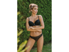 Conjunto de puntilla y tul. Corpiño taza soft sin push up y cola less.