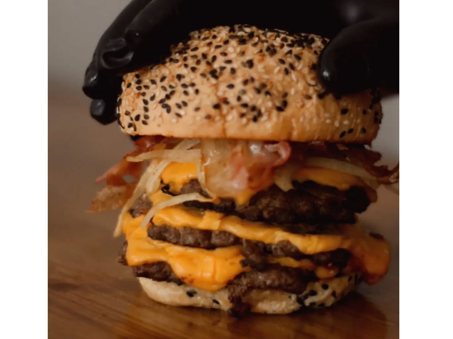 (3) TRES SANTO PECADO