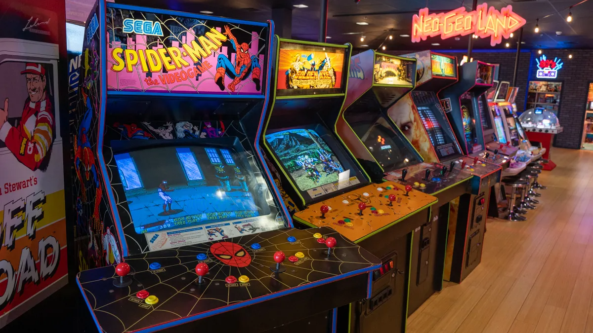 RETRO GAMES