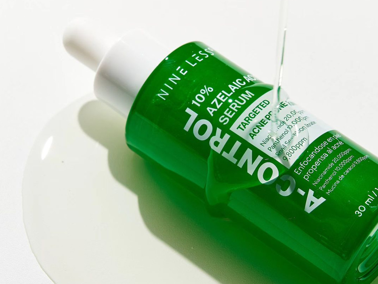 Azelaic Acid Serum de Nineless Acné control