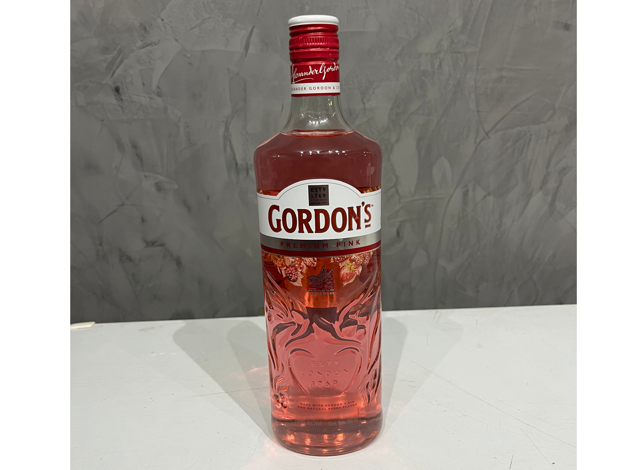 Gordons Pink