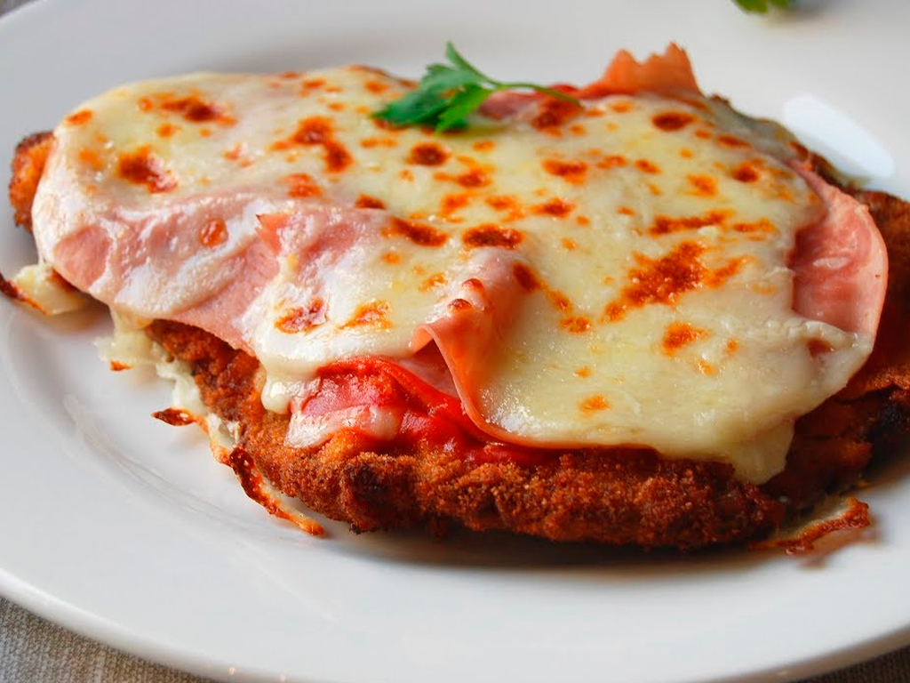 MILANESA TERNERA A LA PIZZA