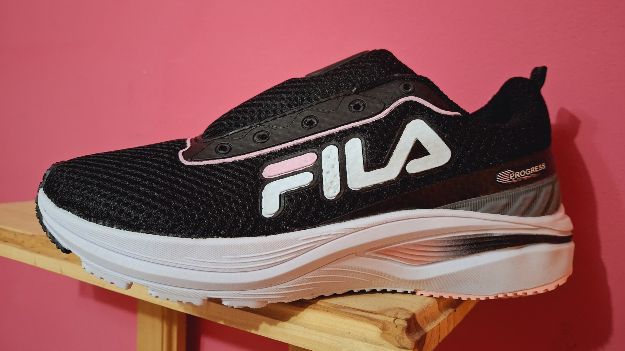 FILA PROGRESS