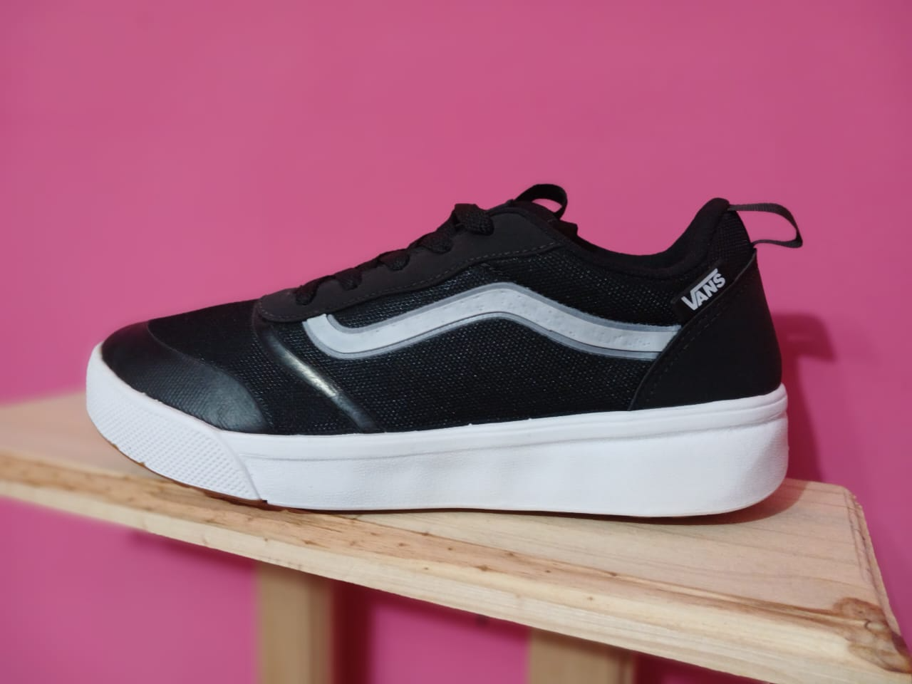 VANS ULTRALARGE