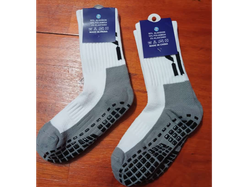 MEDIA NIÑO ANTIDESLIZANTE BLANCA