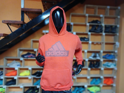BUZOS ADIDAS CON RELIEVE