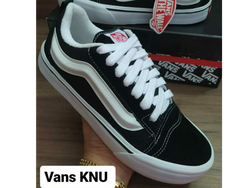 VANS KNU