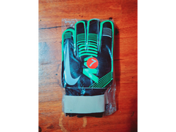 GUANTES NIKE N° 7
