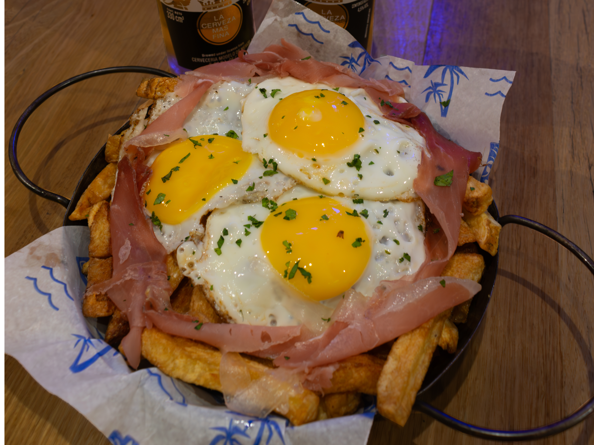 Papas Huevos Rotos