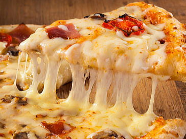 Pizza Jamaiquina - ananá y camon