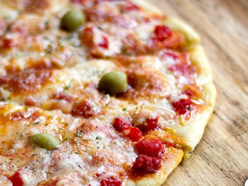 Pizza Napolitana con jamòn