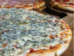 Pizza Roquefort con Jamòn