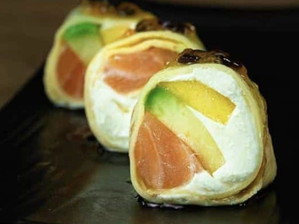 5 piezas surtidas de Junín Sushi & Burger