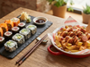 Combo 4: 10 sushi y salchipapas