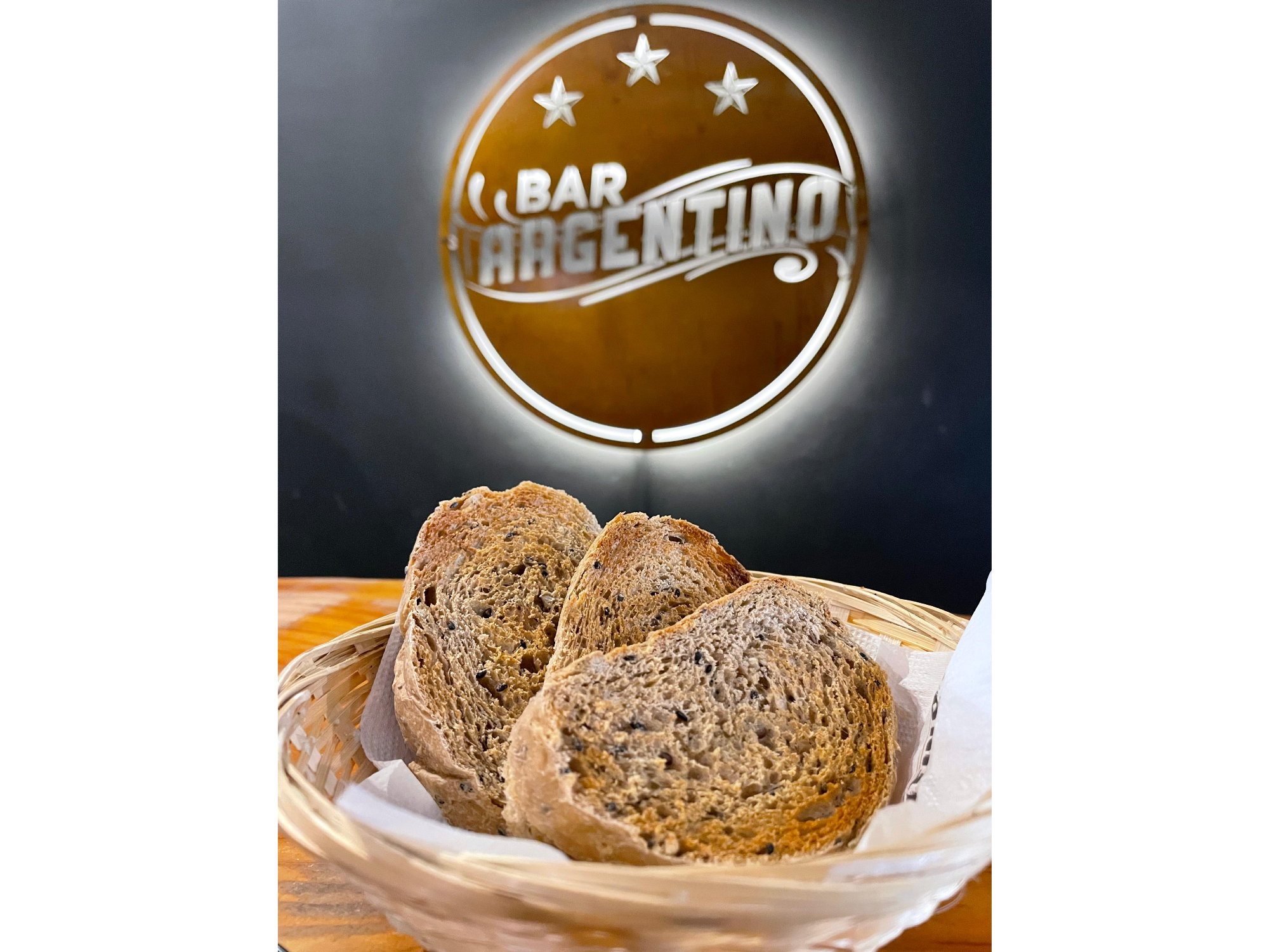 TOSTADAS DE PAN INTEGRAL