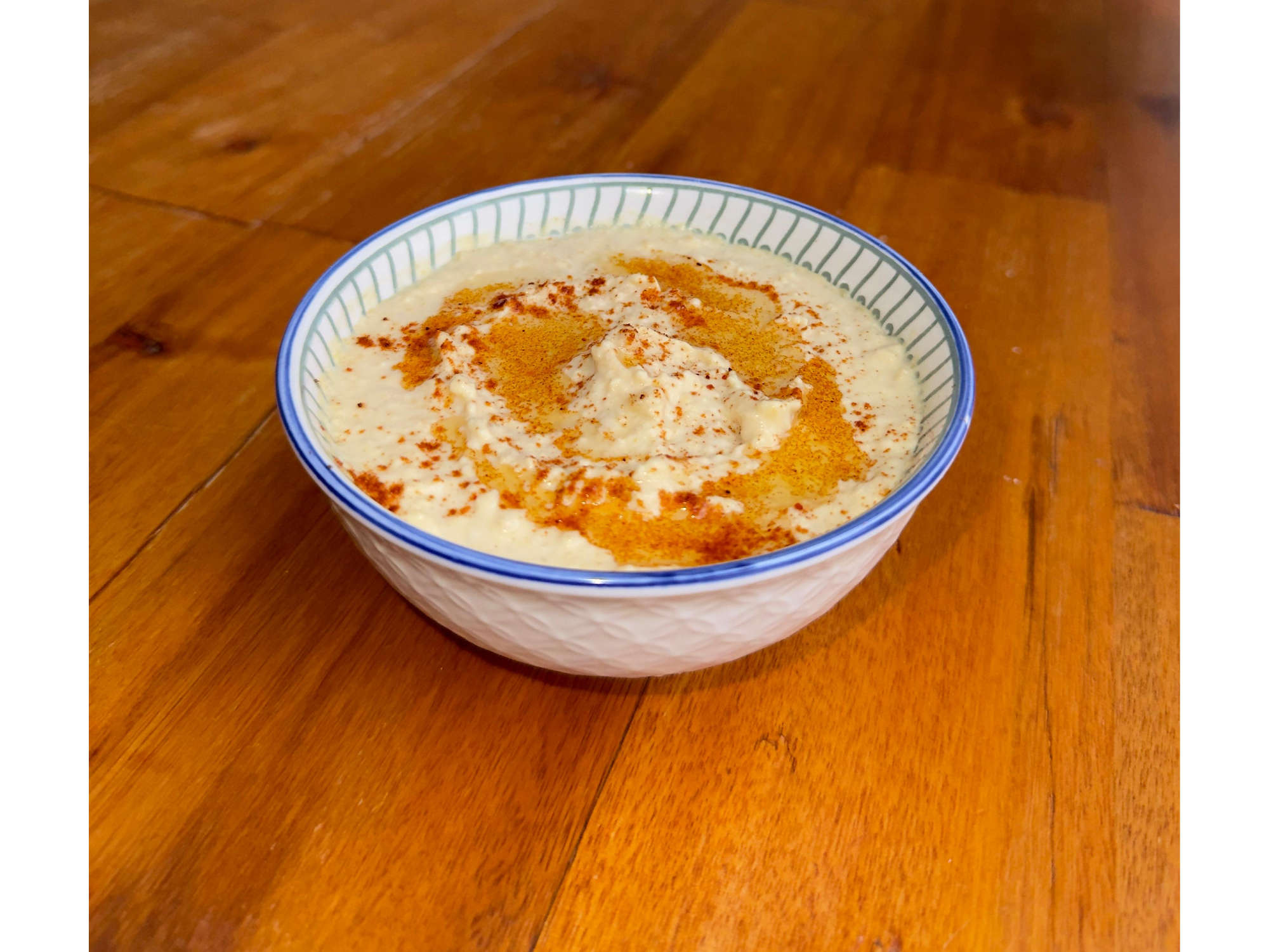 Hummus de BROS SHAWARMA