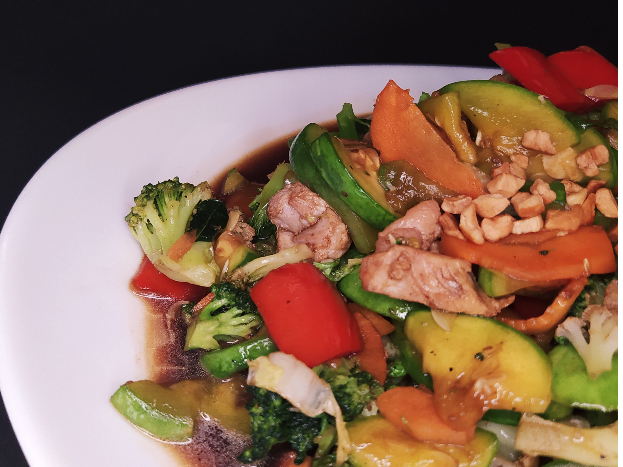 Chop Suey de Pollo con Almendras