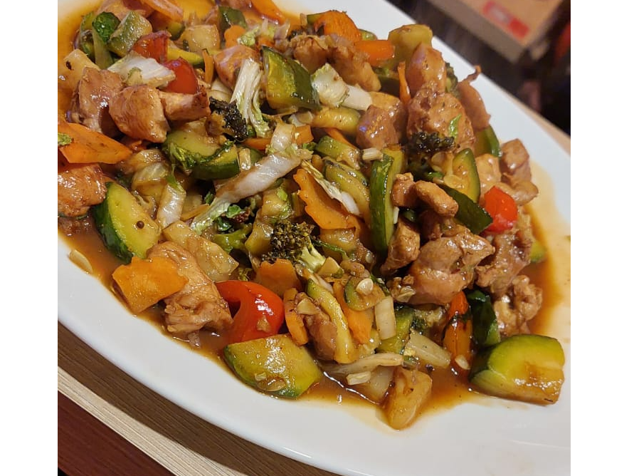 Chop Suey de Pollo