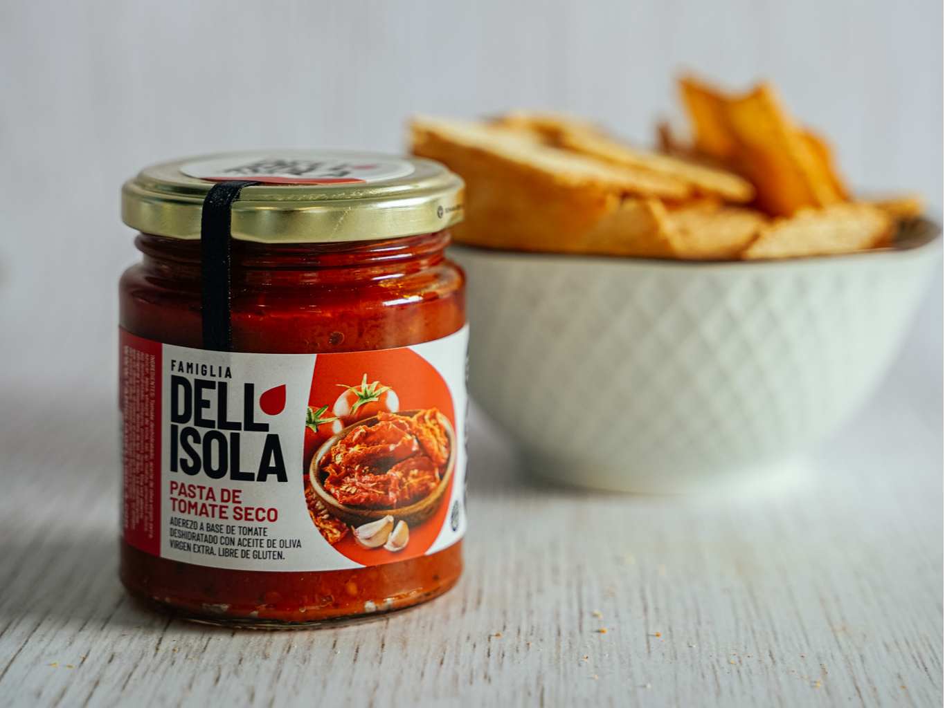 Pasta de Tomate Seco "FAMIGLIA DELL' ISOLA" 180gr