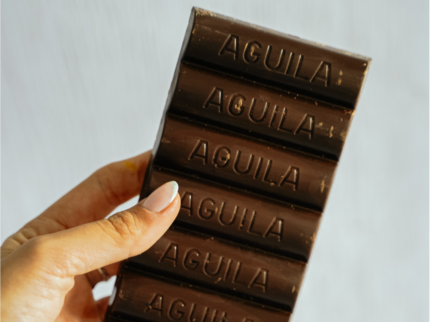 Tableta choco 60% Cacao"AGUILA"