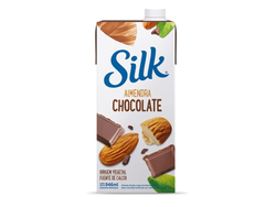 Leche de almendras con chocolate silk
