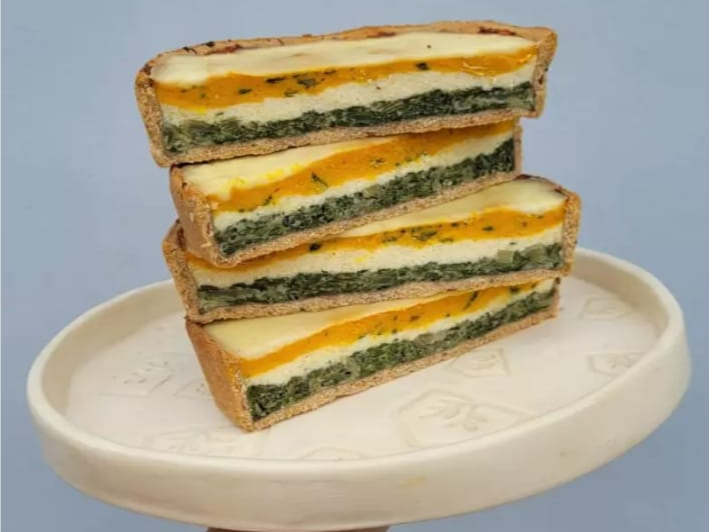 Tarta Tricolor salute