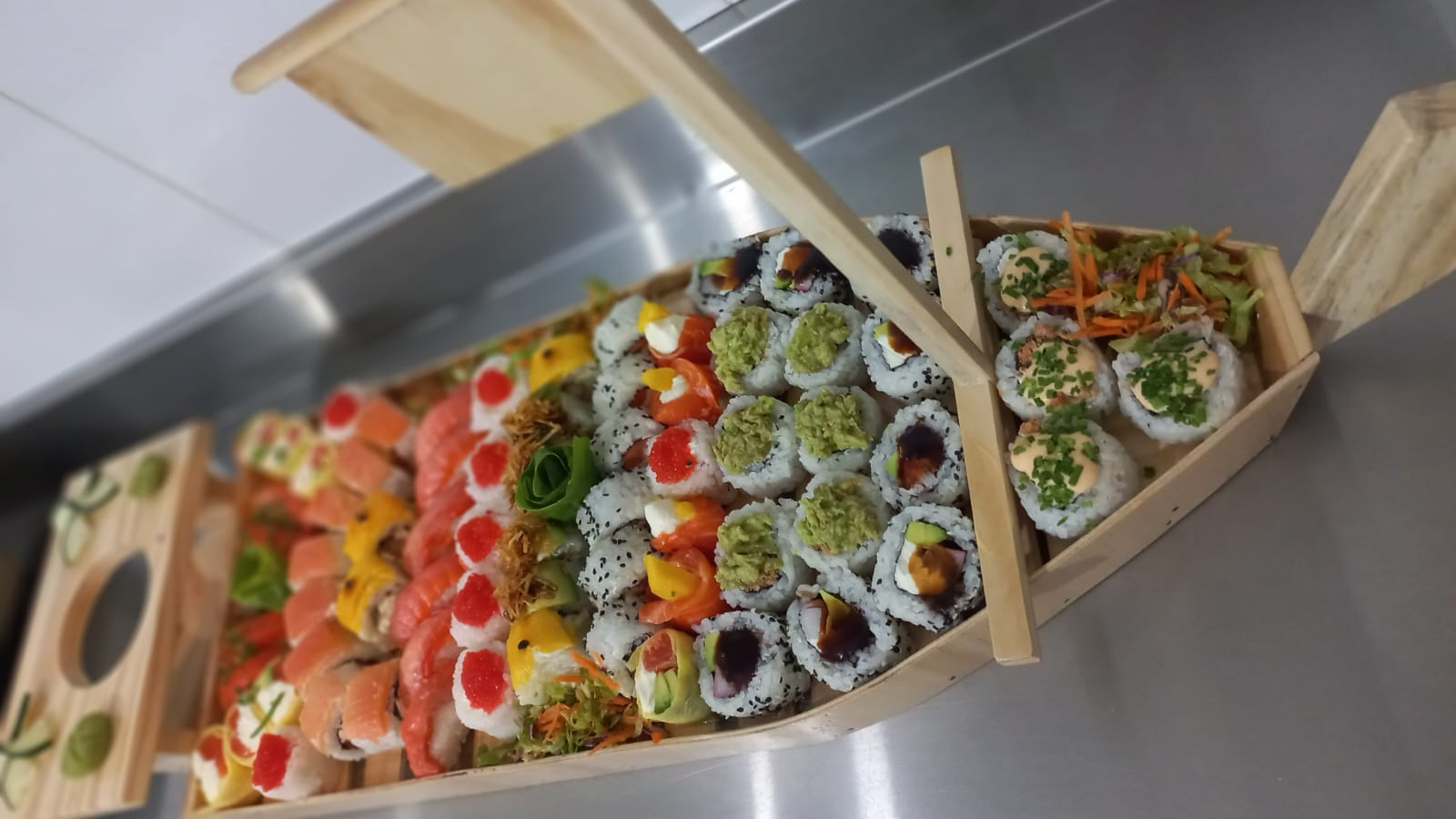 BARCO DE SUSHI