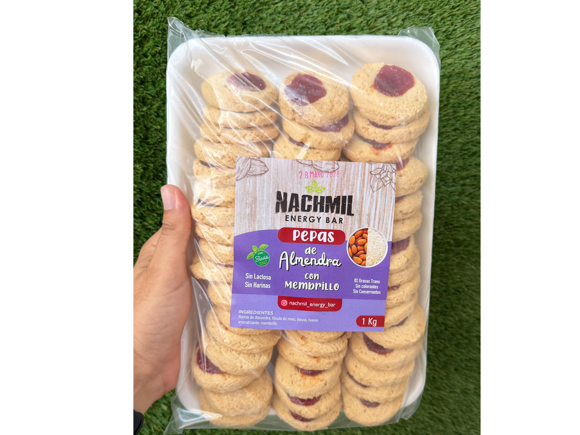 Pepas de harina de almendra con membrillo x1kg