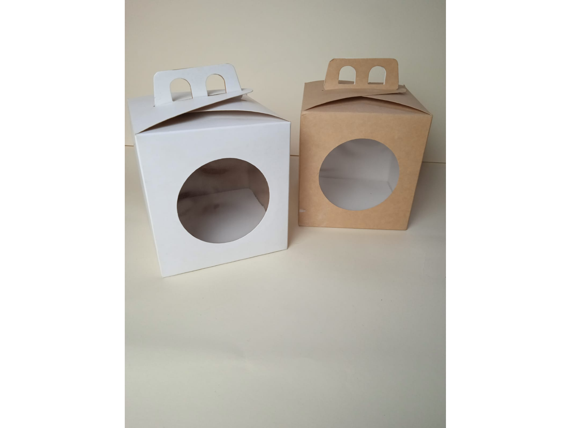 Caja 14*13*13 cm