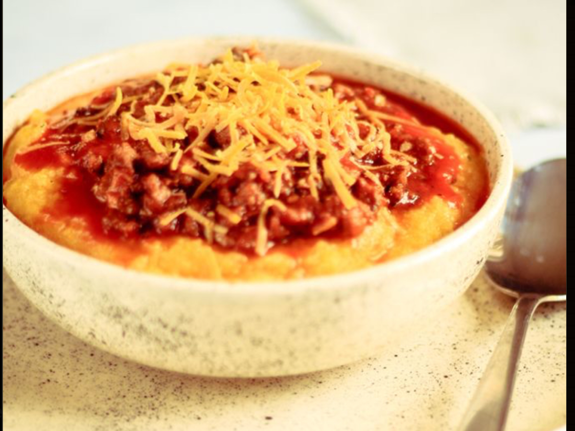 Polenta con bolognesa