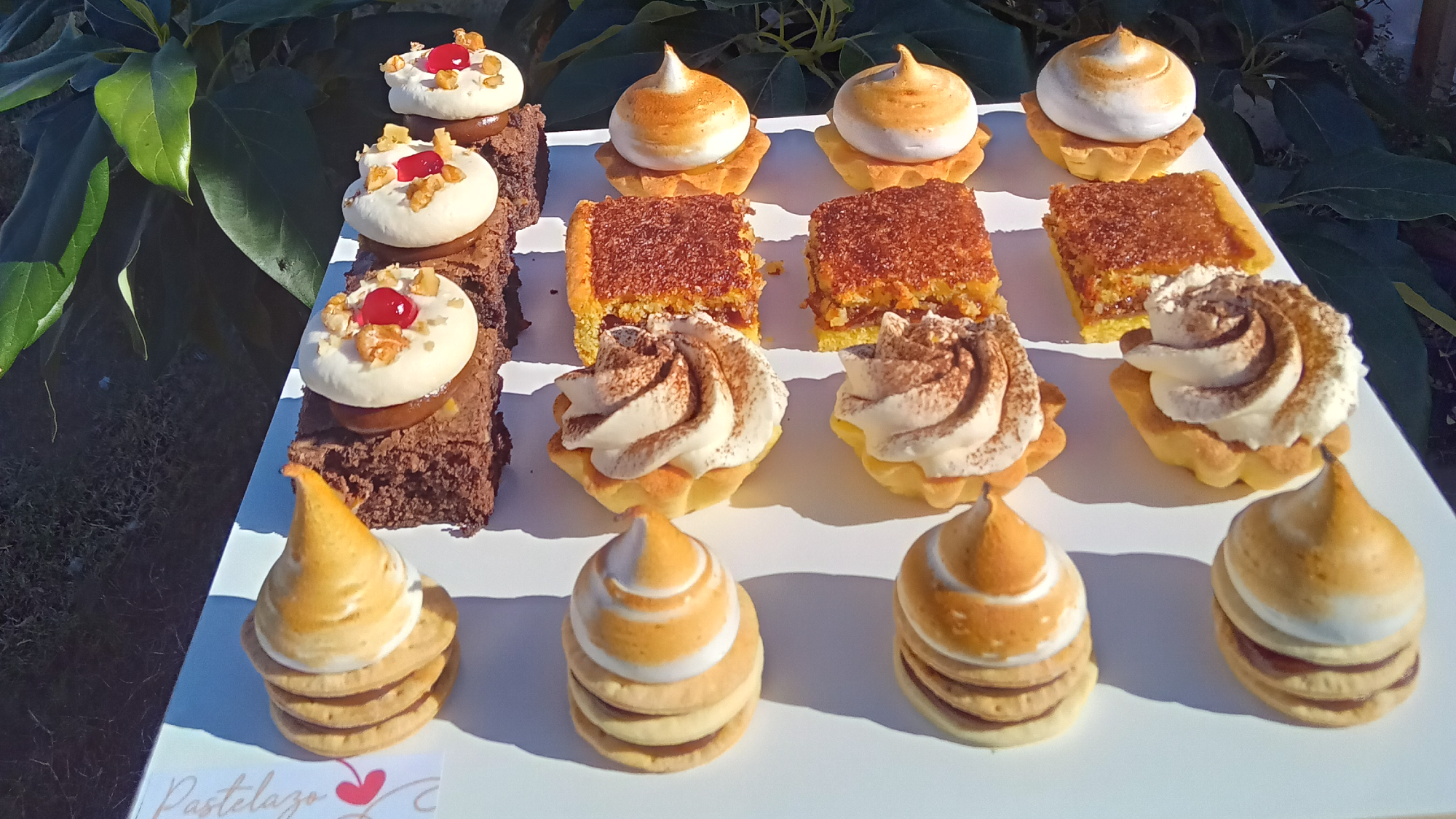 PETIT FOUR✨️