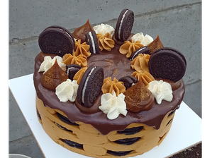 TORTA Choco-oreo de Noe Honeker DIVINE CAKE
