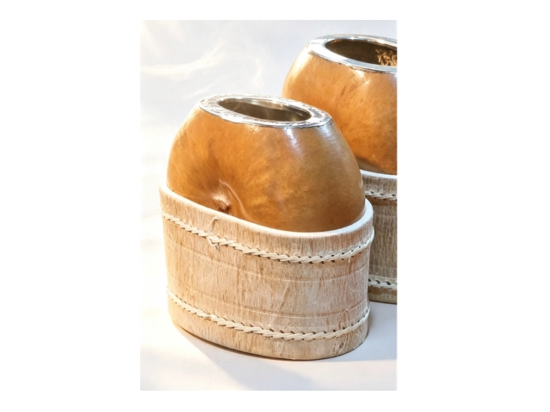 Galleta con alpaca y base de cuero