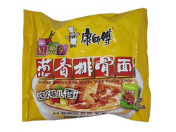 Ramen Master Kong sabor costillas de cerdo al echalote.