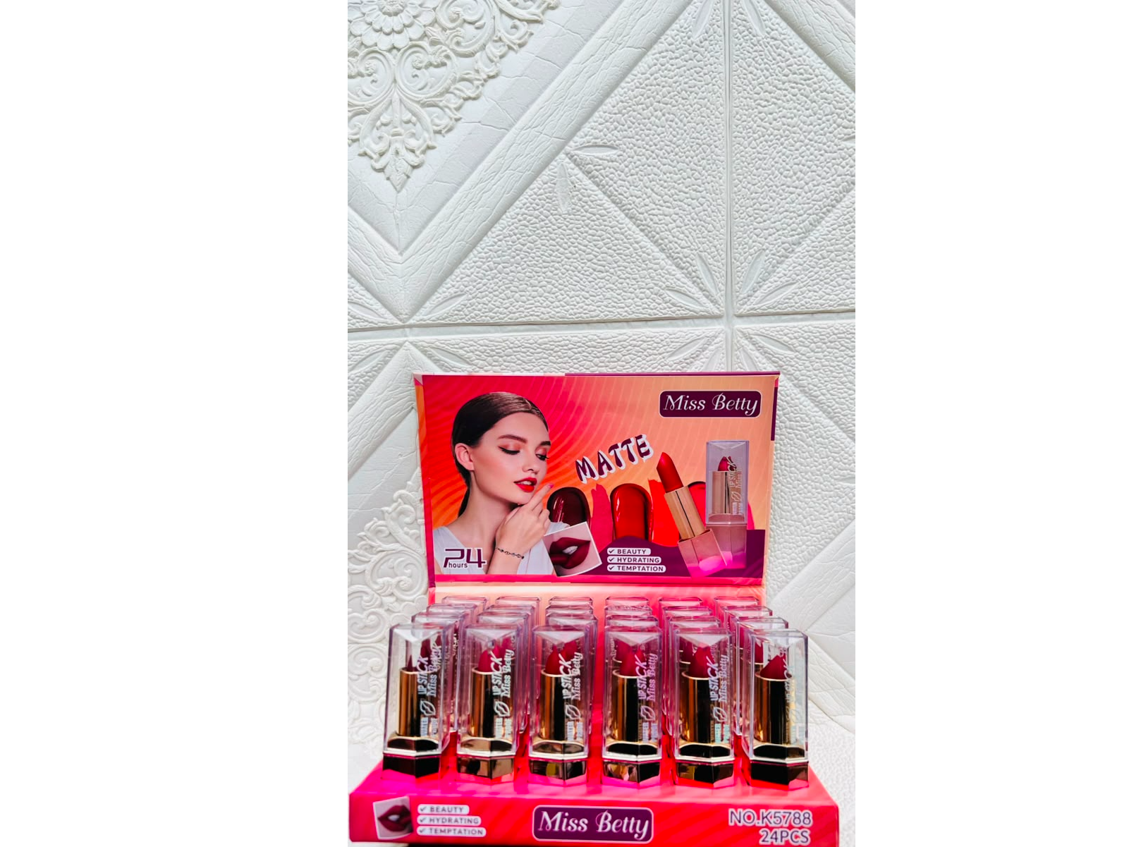 LABIAL MATE