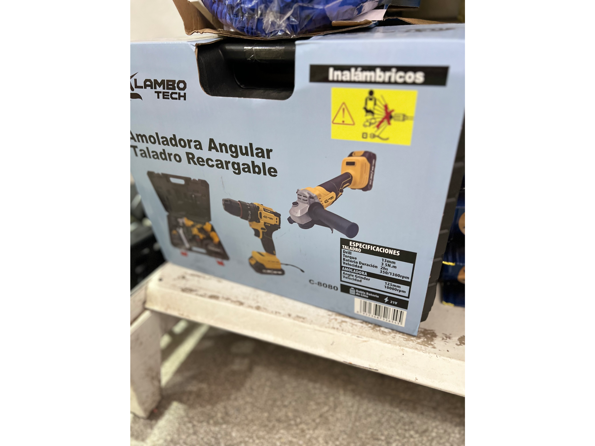 Amoladora angular más taladro recargable