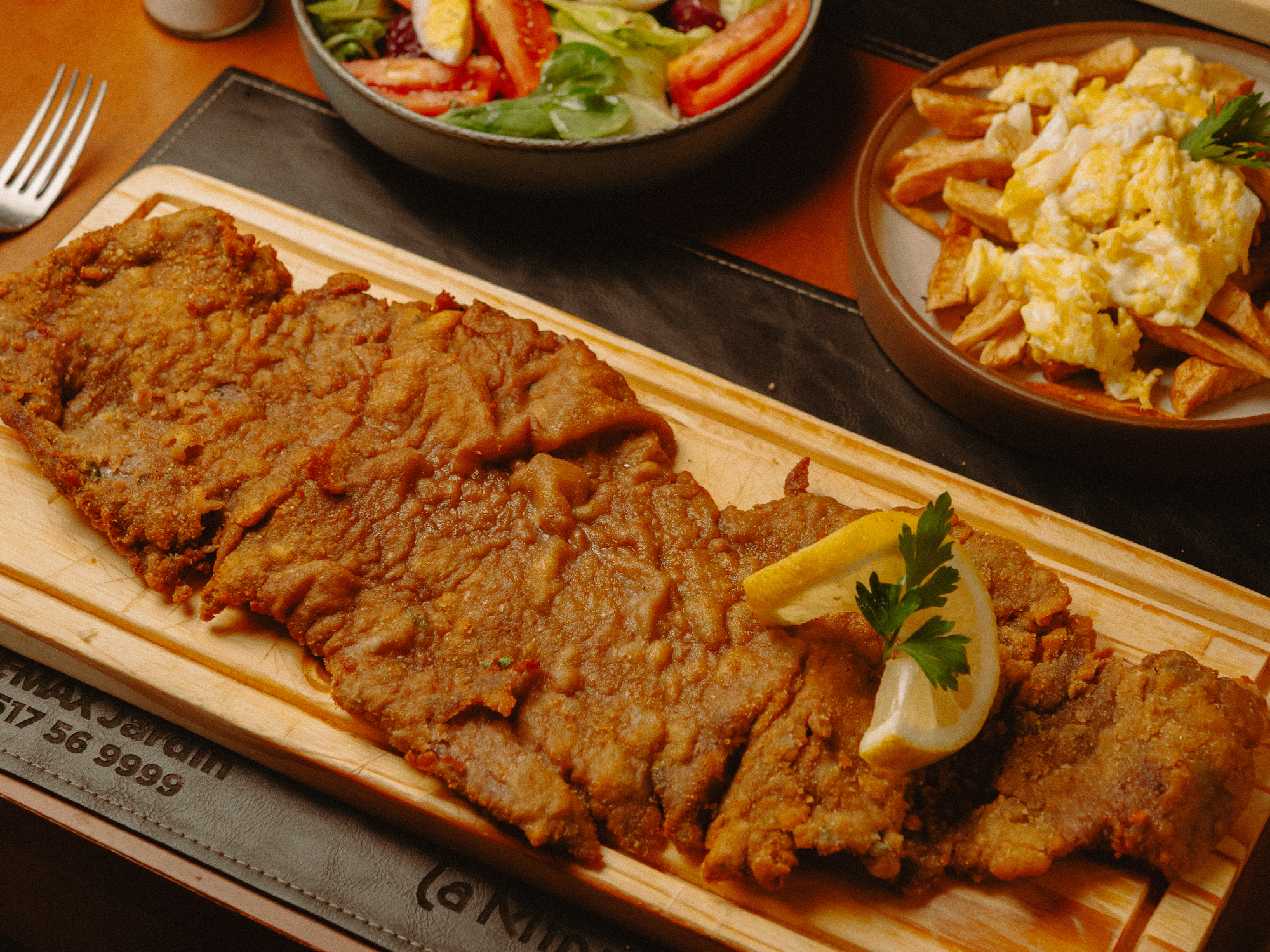 Milanesa con guarnición simple. de La Minutería