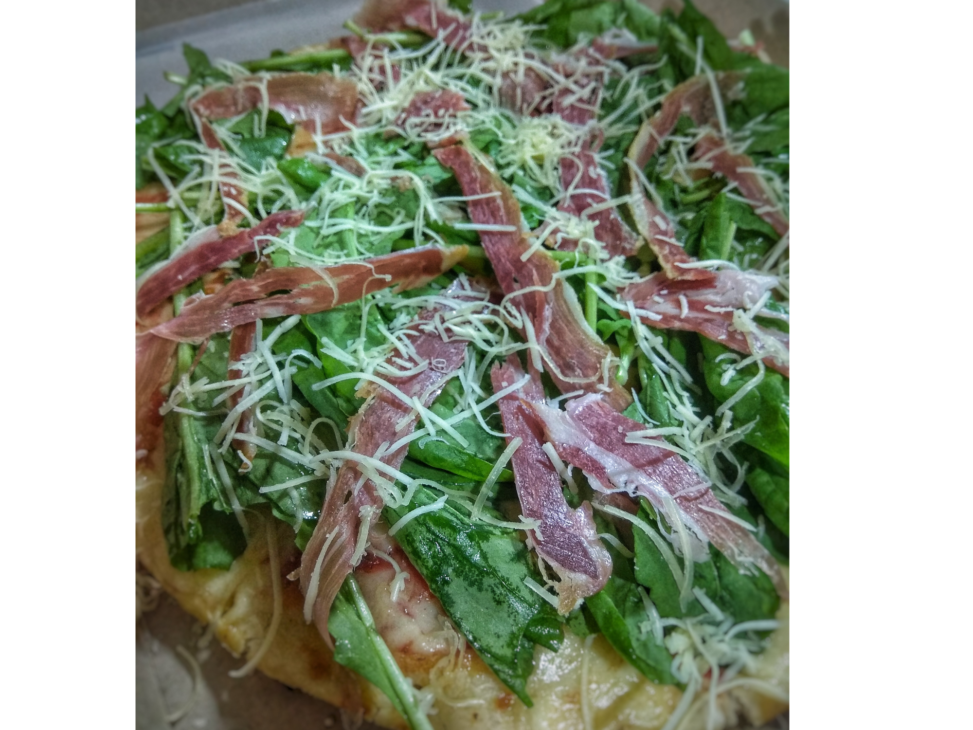 Jamón crudo c/ Rúcula de THELMOS PIZZAS