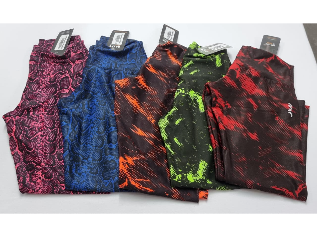 BULTO SURTIDO POR 100 UNIDADES