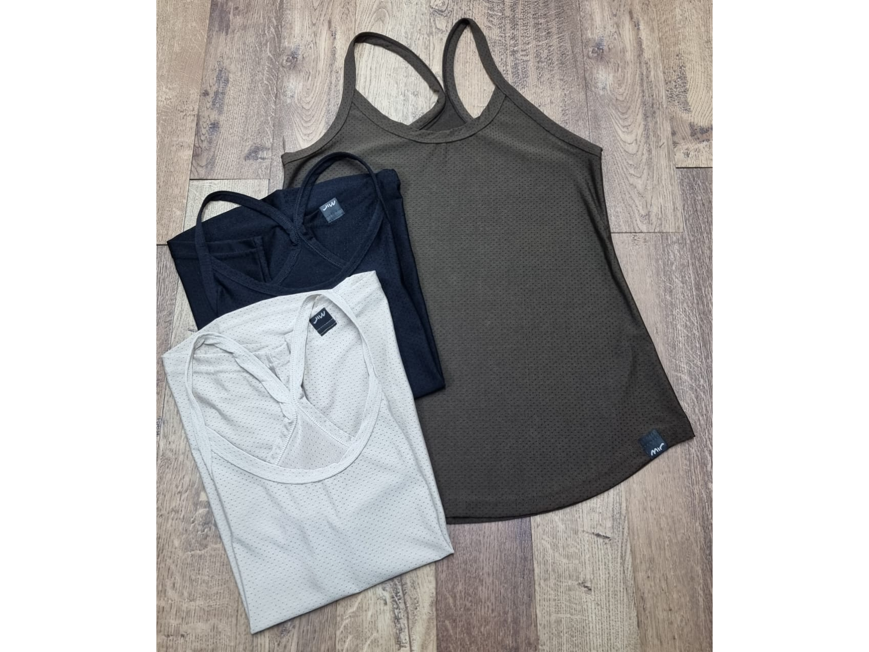 M531 - MUSCULOSA LOVE "COLORES NUEVOS"