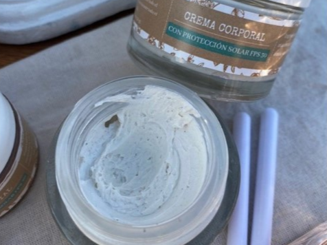 Crema con protector solar FP30 Aloe Botanica 50ml.