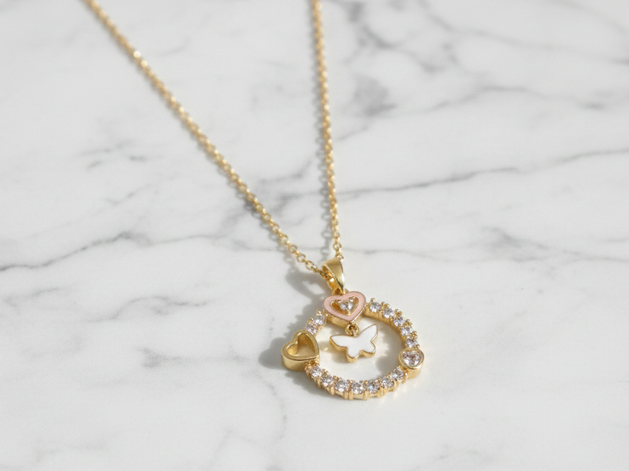 Cadena y dije mariposa