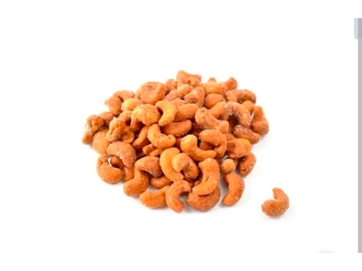 CASTAÑAS DE CAJU ENTERAS SALADAS