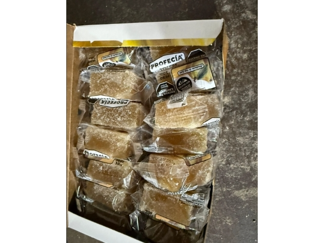 BOMBONES MEMBRILLITOS PROFECIA