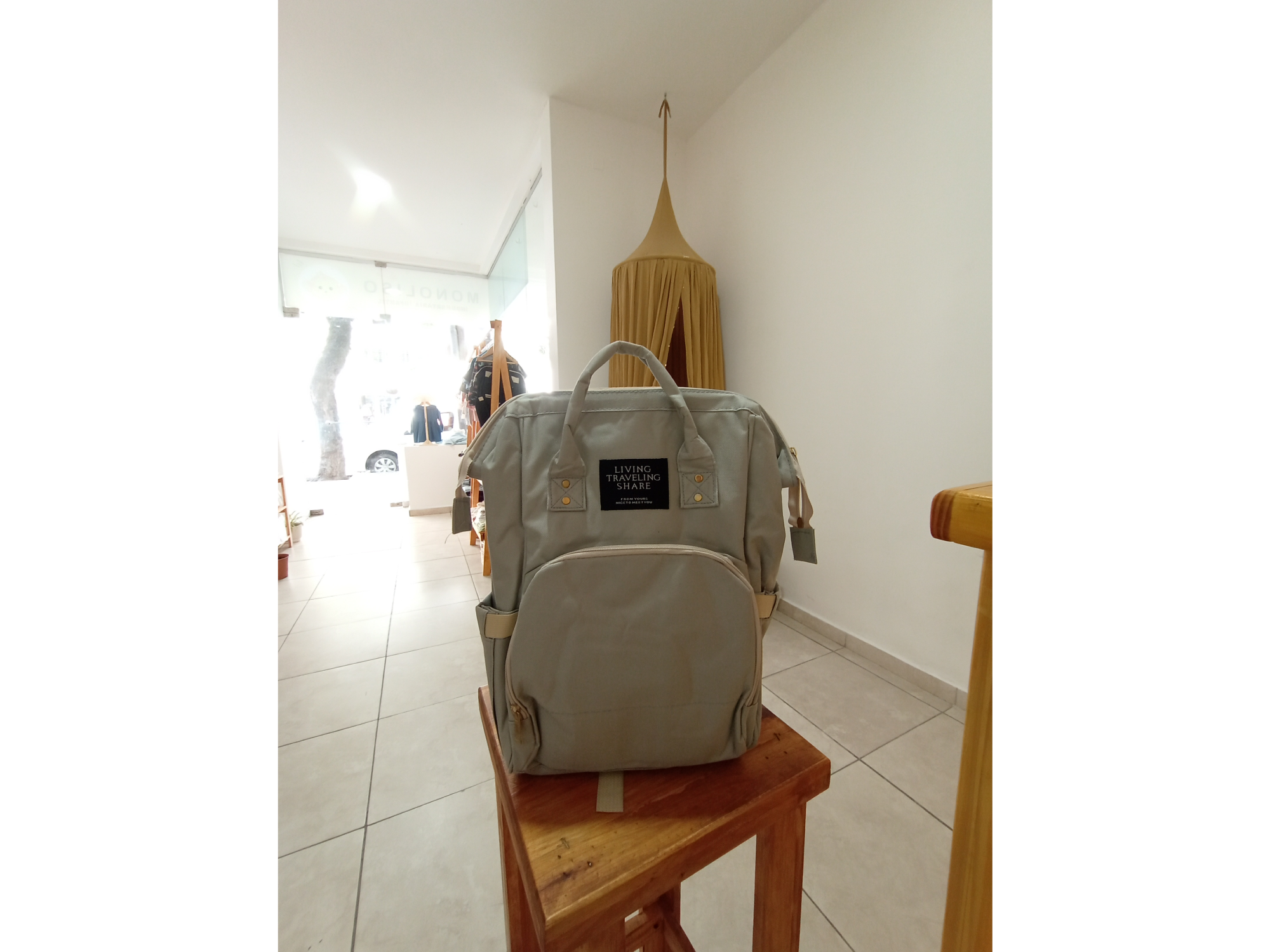 Mochila maternal gris