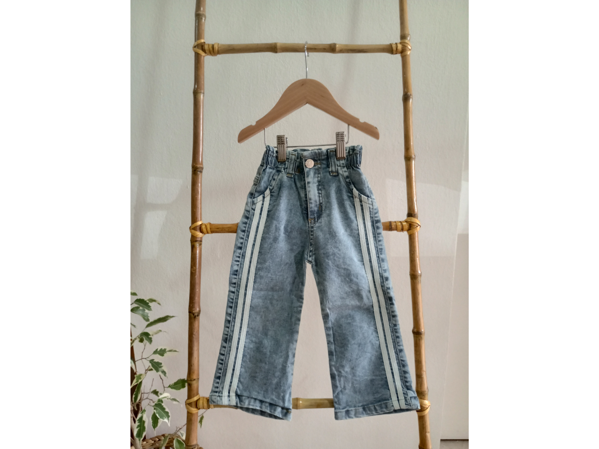 Pantalon Shouch lineas Blancas Beba