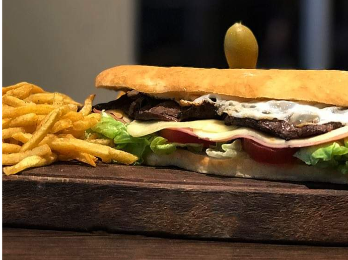 Lomo chacarero + Fritas